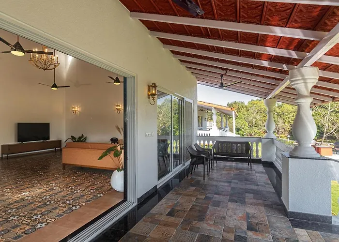 Saffronstays Mariposa By The River Montana - 3Br Riverside In Karjat With Pool And Garden, Perfect For Small FamiliesVilla